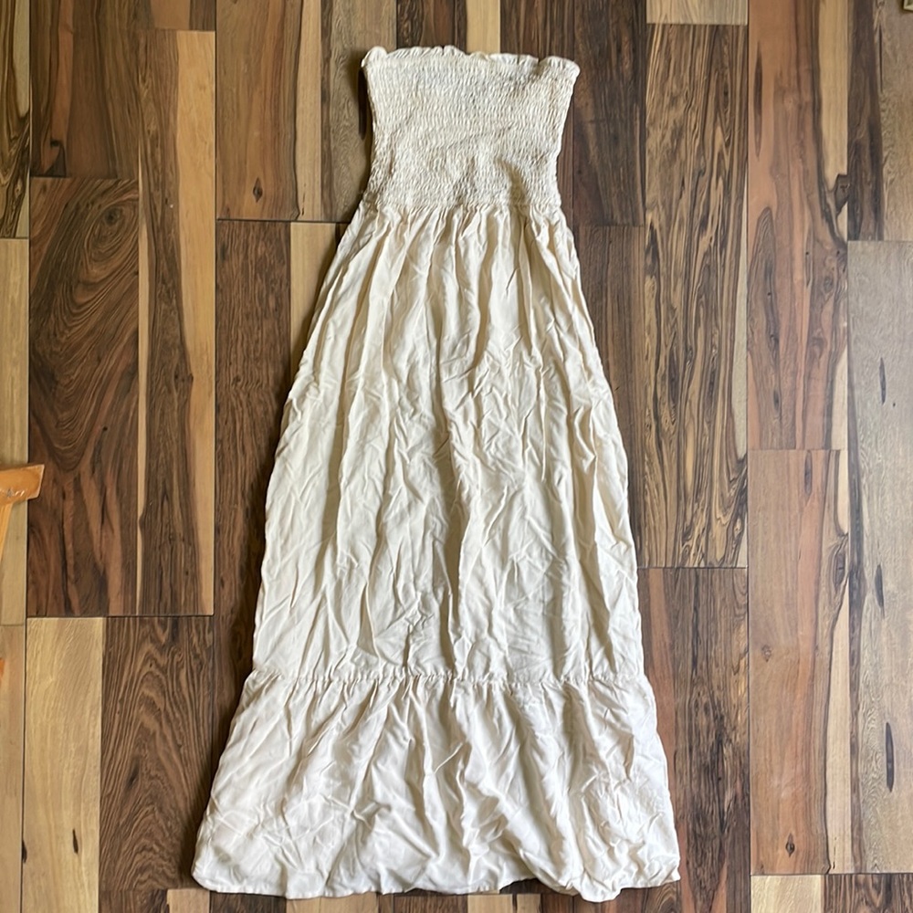 Zesica Ivory Smocked Strapless Maxi Dress